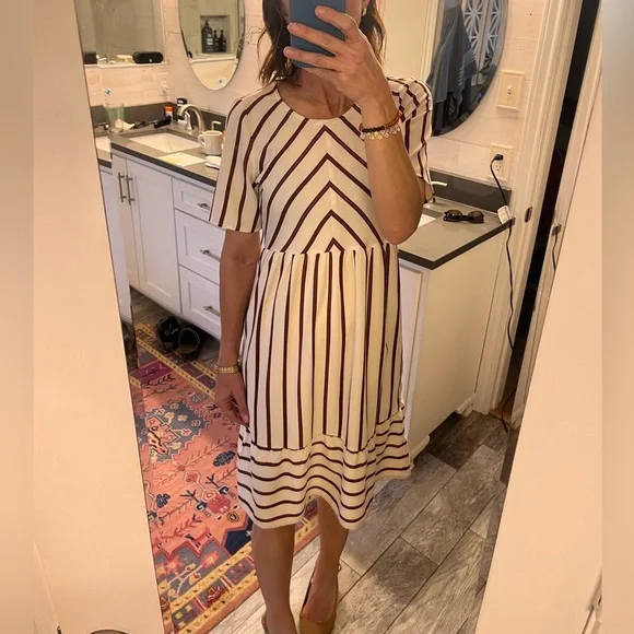 Roolee White and Red Geometric Dress - Picture 8 of 8